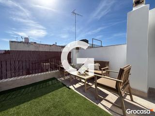 Etagenwohnung  Cm ral. Ático con terraza en centro mataró