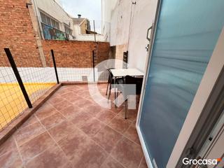 Local Comercial  Cl almendro. Planta baja con entrada independiente y terraza