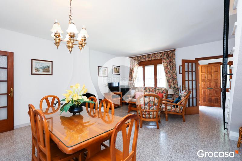 Foto 48367150-3d74-4702-8f4d-25f1731a16d6. Casa adosada maravillosa casa en Cunit residencial Cunit