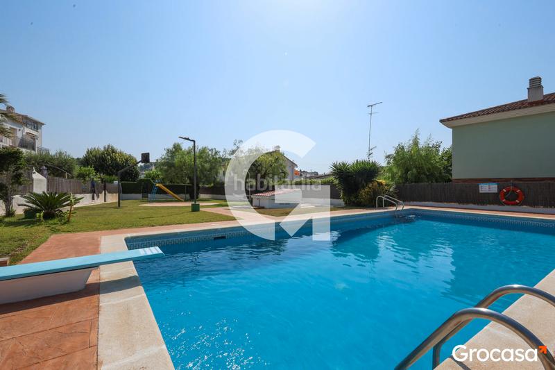 Foto 598e80bf-c7dc-4275-aeaa-ea334e3bfa8b. Casa adosada maravillosa casa en Cunit residencial Cunit