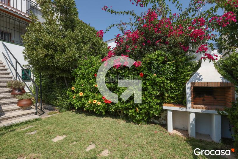 Foto cfbb0a7b-a684-4655-90a4-4e4dd854f5da. Casa adosada maravillosa casa en Cunit residencial Cunit