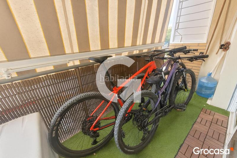 Foto 10e5e60b-6aa5-4c88-abe8-293109b18430. Piso oportunidad en Les Roquetes! piso listo para entrar a vivir con balcón y zona comunitaria. en Sant Pere de Ribes