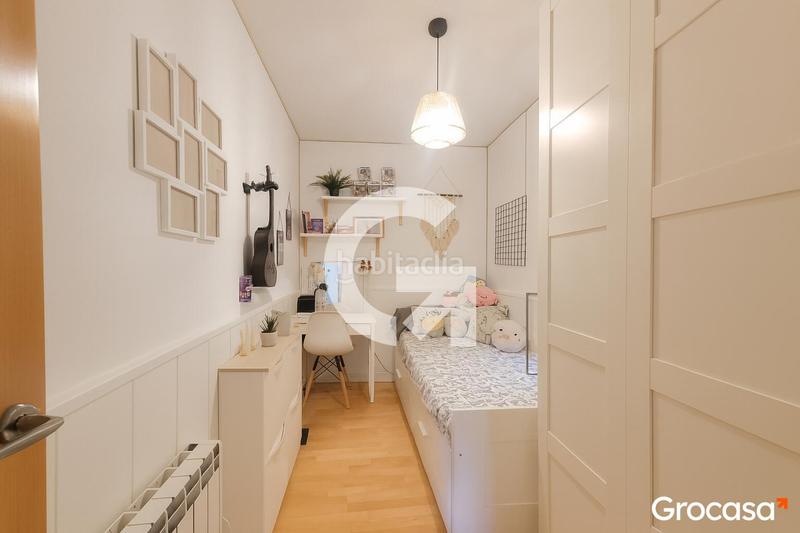Foto 3b5527c7-f911-45f5-8409-6900c39536f3. Piso oportunidad en Les Roquetes! piso listo para entrar a vivir con balcón y zona comunitaria. en Sant Pere de Ribes