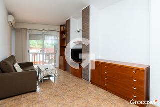 Appartamento in Collblanc. Piso luminoso con orientación suroeste