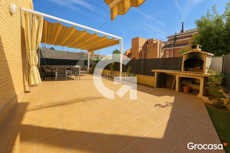 Foto 4f9cb4d3-e22f-4d6e-9728-6cb4bae4886b. Planta baja  con gran terraza y piscina en Segur de Calafell