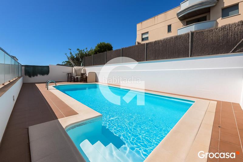 Foto 58971124-4a4f-495e-8ae4-e4846aa6f0a5. Planta baja  con gran terraza y piscina en Segur de Calafell