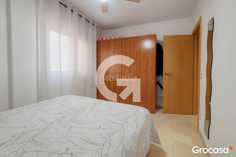 Foto ca9c6be6-20de-42a7-8b81-de54e482a40f. Planta baja  con gran terraza y piscina en Segur de Calafell