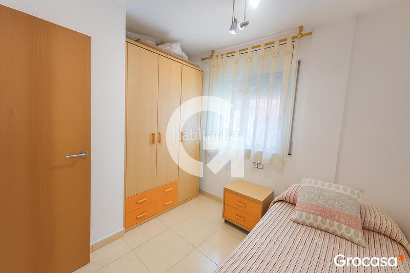 Foto d68cdd0d-0515-4f54-86ad-0b03b212e36f. Planta baja  con gran terraza y piscina en Segur de Calafell