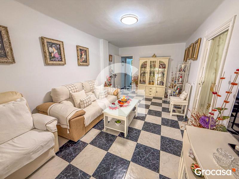 Foto 4b630618-d037-4888-94bd-49b45dfe0d98. Appartamento in Centro Torre del Mar