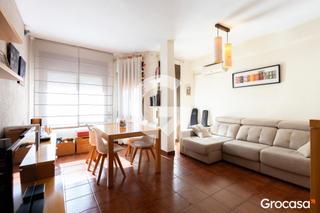 Appartement  Cl sugranyes. Piso exteriór con balcón en santsbadal