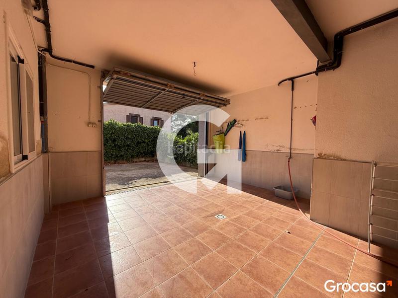 Foto 680e1666-a16b-47f5-a99e-563527586fb9. Chalet con riscaldamento parcheggio piscina in terrabrava - Tordera parc Tordera