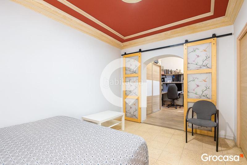 Foto 8be4b31c-8049-4ff0-ad51-60e1ad1b2da0. Planta baixa a Collblanc Hospitalet de Llobregat (L´)