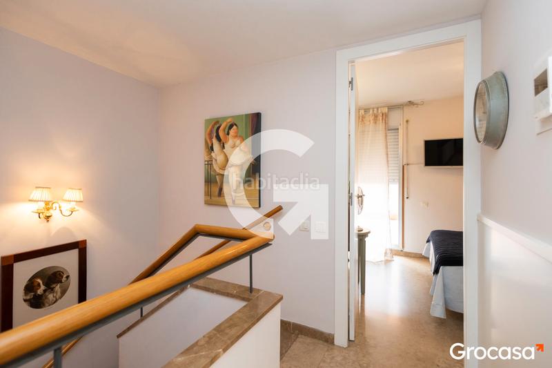 Foto b1ee725b-c3e2-4c1f-bfc4-798ad76a6548. Duplex con riscaldamento parcheggio in Vinyets-Molí Vell Sant Boi de Llobregat