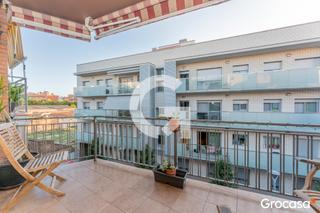 Piso  Cl marques de cornella. En venta exterior