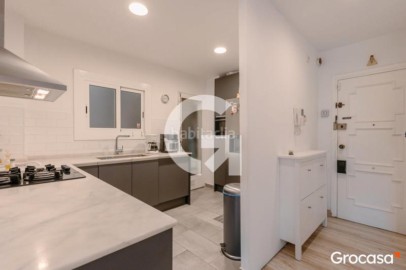 Foto 20e8d8dc-ae86-4081-9926-8bc54bd82028. Piso exterior con ascensor y balcon en Centre Esplugues de Llobregat