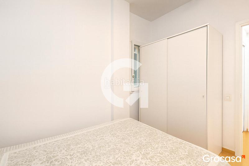 Foto 9612a91d-d538-48b0-ab2f-e3de68731234. Piso exterior con ascensor y balcon en Centre Esplugues de Llobregat