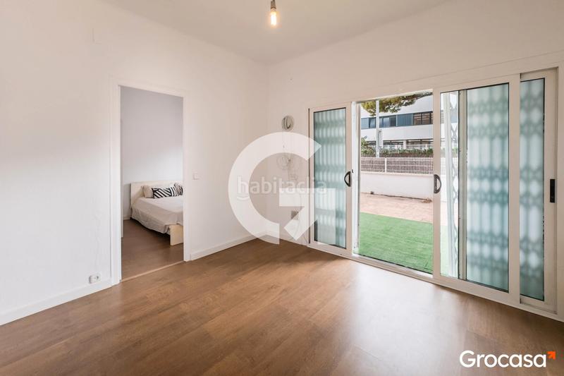 Foto 7e758701-77f5-44f8-9e11-06a458a57d2c. Etagenwohnung mit heizung in Granvía-Mar Castelldefels