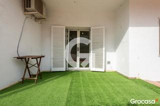 Pis  Cl terrassa. Planta baja en excelente zona