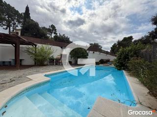 Maison  Ur can bartomet. Casa en sant cebrià de vallalta con piscina