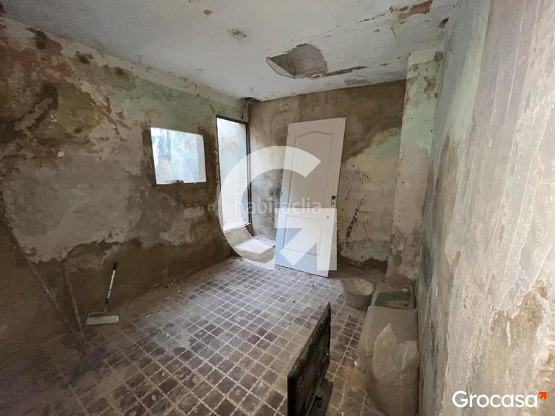 Foto 89d30f25-186d-41bb-847f-31d55dcf821e. Casa aparellada a Centro-El Castillo Sagunt