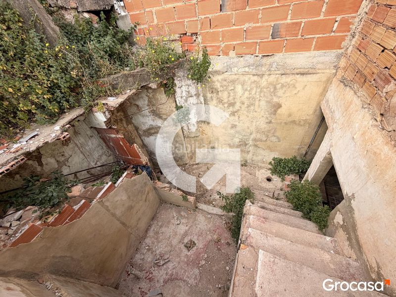Foto cd261e0a-c4b9-48a2-a975-b60682d2aac3. Casa aparellada a Centro-El Castillo Sagunt