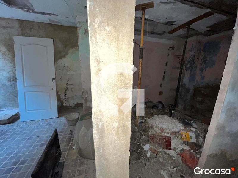 Foto e2b41d40-e166-4d90-8e7f-307eef2421a4. Casa aparellada a Centro-El Castillo Sagunt