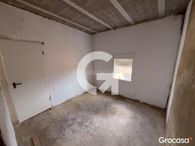 Foto f566bf64-0355-4d14-a2ee-d157303c9c81. Casa aparellada a Centro-El Castillo Sagunt