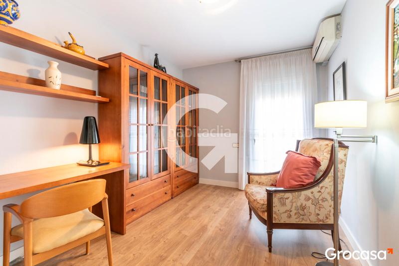 Foto e1faf19b-a3e7-4e2e-8087-9f304b580849. Maison avec parking dans Centre Sant Joan Despí