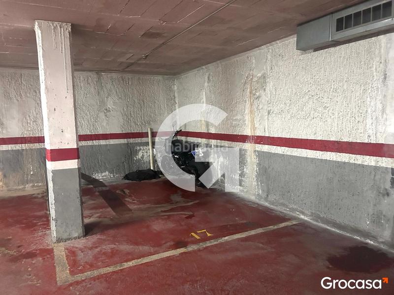 Foto 7251c1c4-38ab-4742-ba91-8524bcff9a4a. Parking voiture dans cl joan antoni samaranch dans Centre-Can Nadal Sant Feliu de Llobregat