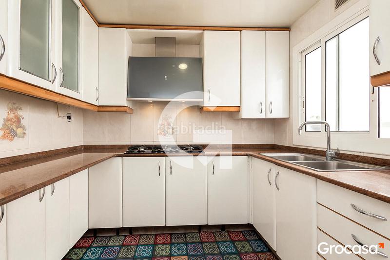 Foto 7cb6f60d-3a48-4386-b38f-b9b9a12dea75. Penthouse in Pubilla Cases Hospitalet de Llobregat (L´)