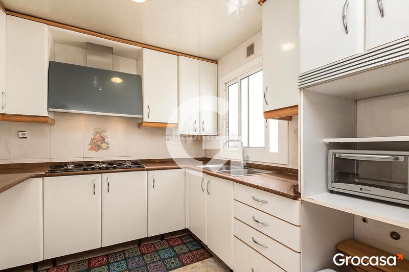 Foto a0937697-5e58-4e3e-aa1f-724908f01f11. Penthouse in Pubilla Cases Hospitalet de Llobregat (L´)