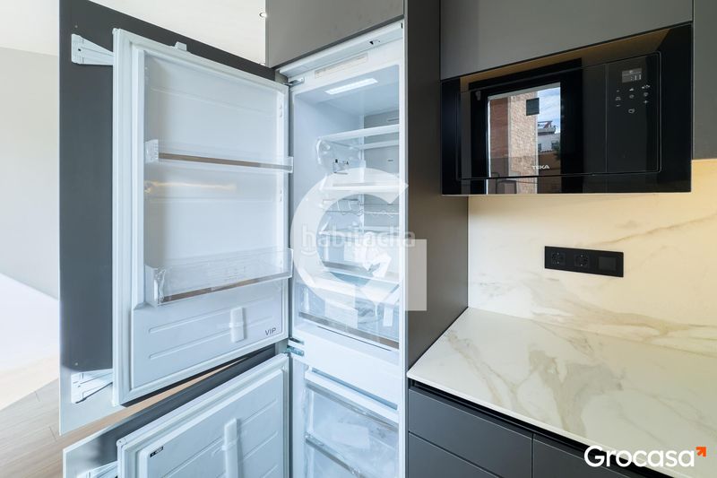 Foto 848a6eef-f367-4b0d-8e58-a6118084ae88. Pis amb calefacció a Sants-Badal Barcelona