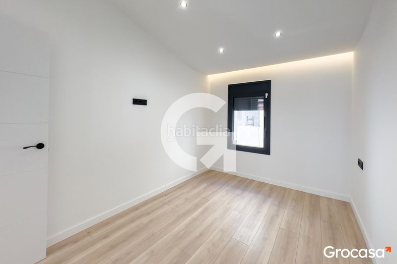 Foto 8636803b-8c9c-4d60-8119-38a40ddd0d3e. Pis amb calefacció a Sants-Badal Barcelona