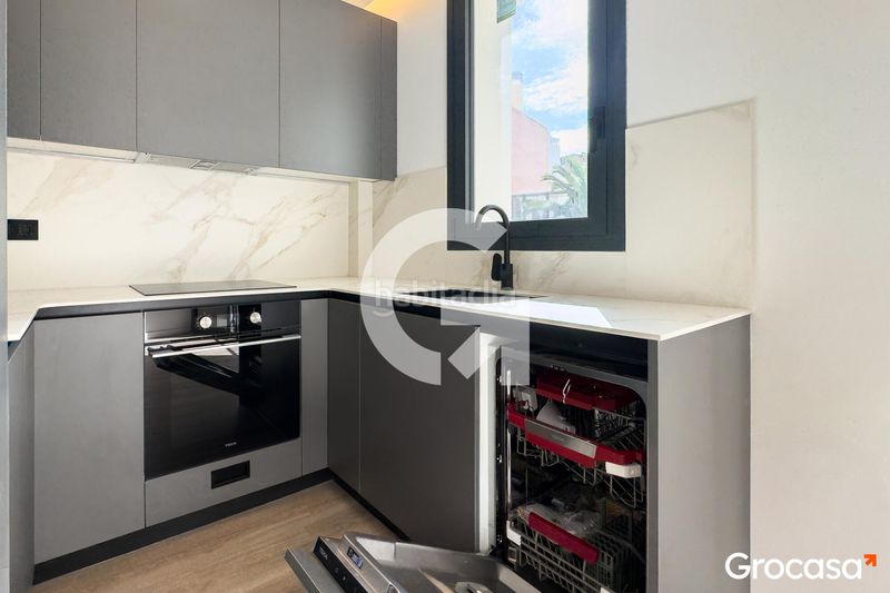 Foto b5abca02-1313-4d65-9391-53b763f3894a. Pis amb calefacció a Sants-Badal Barcelona