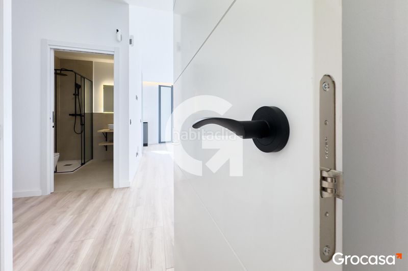 Foto c7057fb2-858f-4d82-89bb-f2735bf0224a. Pis amb calefacció a Sants-Badal Barcelona