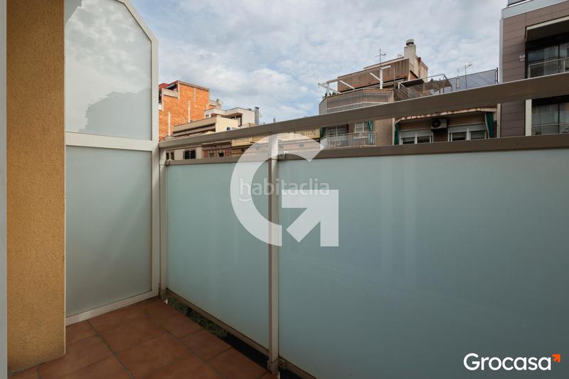 Foto 0e3e05ed-fa42-41db-abdd-367bcd66e365. Piso  con balcon en les corts en Sant Ramon - Maternitat Barcelona