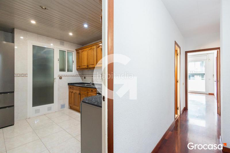 Foto 1eeb596d-2721-4f05-8b37-a8d2aa967fdf. Piso  con balcon en les corts en Sant Ramon - Maternitat Barcelona