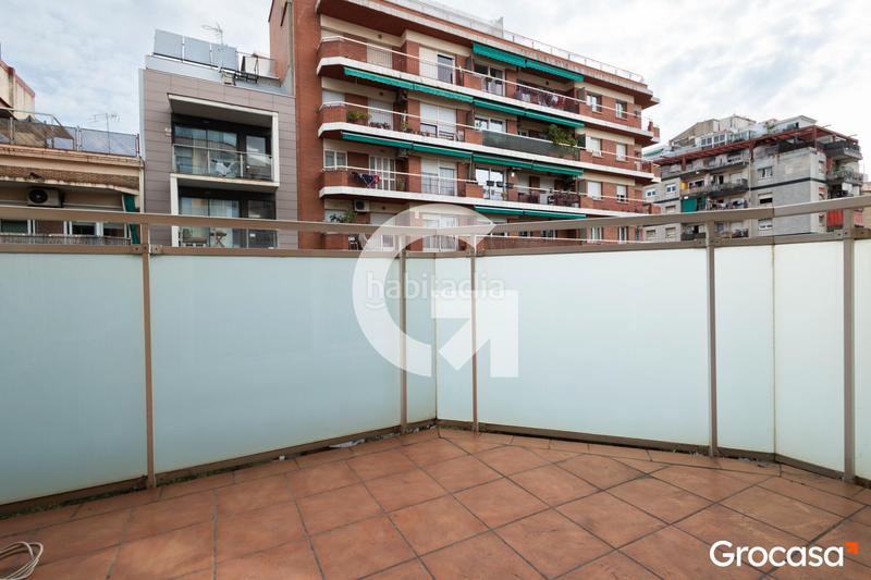 Foto 223b44cf-9e30-4143-be4c-c836273f3559. Piso  con balcon en les corts en Sant Ramon - Maternitat Barcelona