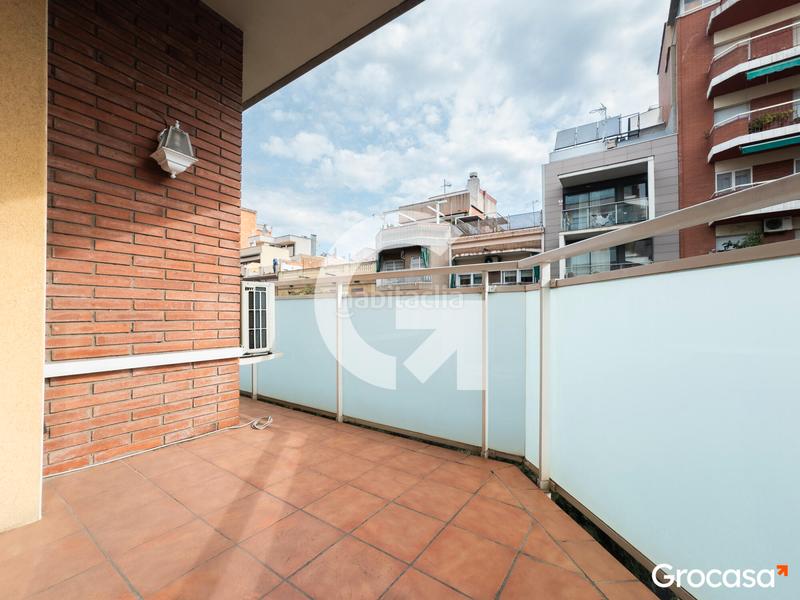 Foto 7363b12e-d61a-4fe9-8340-bb18bb64e1c7. Piso  con balcon en les corts en Sant Ramon - Maternitat Barcelona
