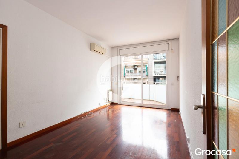 Foto b3986245-ca9f-4eb4-9285-5b2207cb3df8. Piso  con balcon en les corts en Sant Ramon - Maternitat Barcelona