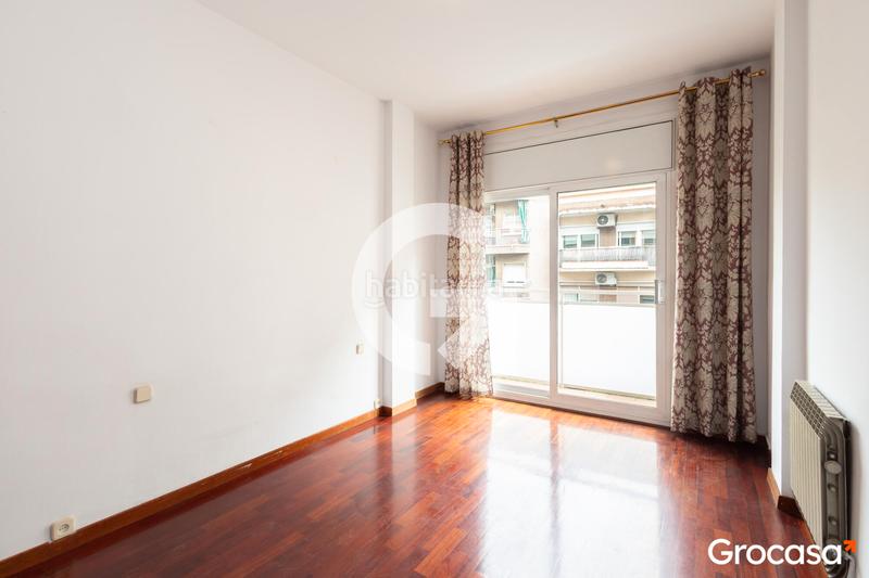 Foto f238b150-becb-4ab5-99d9-2f70fb9e5cf2. Piso  con balcon en les corts en Sant Ramon - Maternitat Barcelona