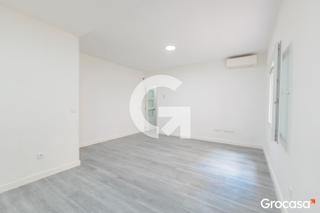 Rez-de-chaussée  Cl germa joaquim, del. Planta baja reformada junto a vallparadís