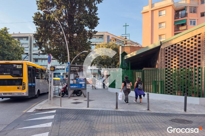 Foto 4615ac77-75bf-4e4c-8a00-dc7f0c1d9a3c. Locale commerciale in Riu Nord Santa Coloma de Gramenet