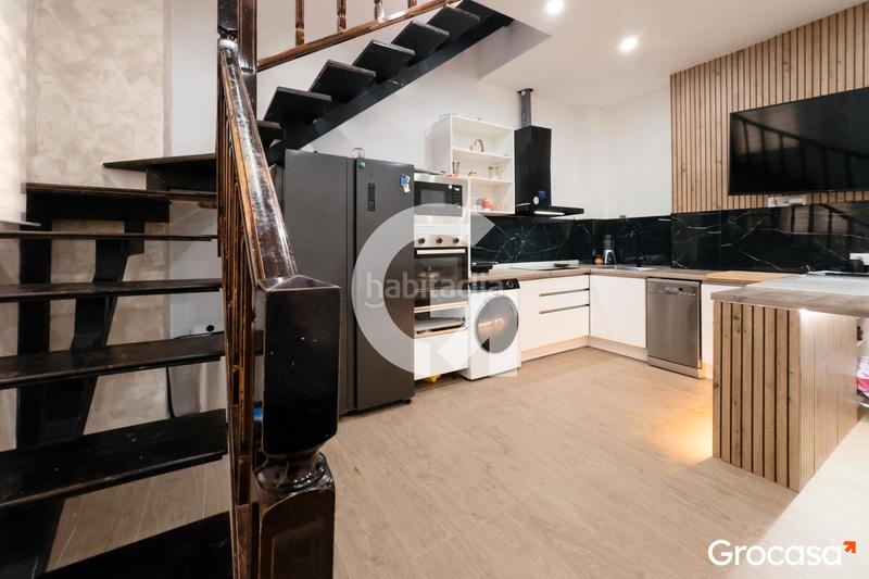 Foto 95f78e51-c43b-4a49-aeae-fbc5e44c7fc5. Locale commerciale in Riu Nord Santa Coloma de Gramenet