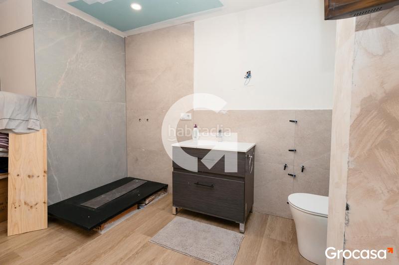 Foto eca4c503-cb74-4dd4-beef-44a5716392f2. Locale commerciale in Riu Nord Santa Coloma de Gramenet