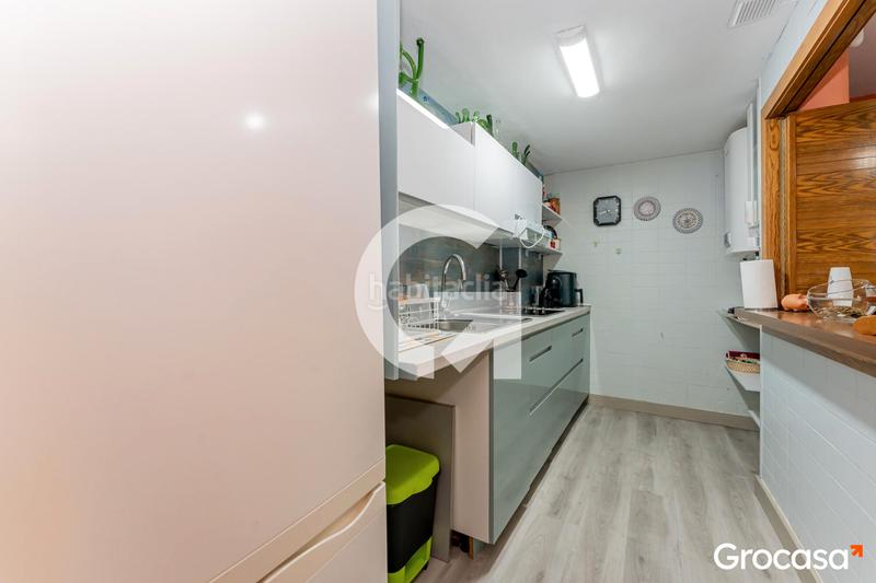 Foto 9ca162fc-dc7f-4299-87ae-bbd254283e4a. Pis a La Gavarra Cornellà de Llobregat