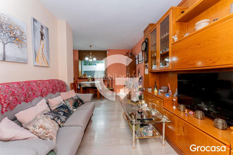 Foto bc4aa447-73a8-4b34-a613-7c5b77dbf2c0. Pis a La Gavarra Cornellà de Llobregat