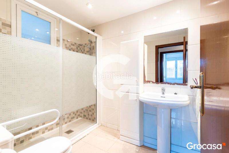 Foto 4b82b86a-6350-439d-9e33-c073be13649f. Appartement avec chauffage parking dans Can Calders Sant Feliu de Llobregat