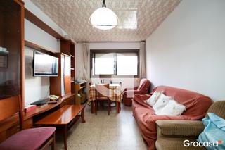 Etagenwohnung in Sant Ildefons. Piso con muy buena ubicación