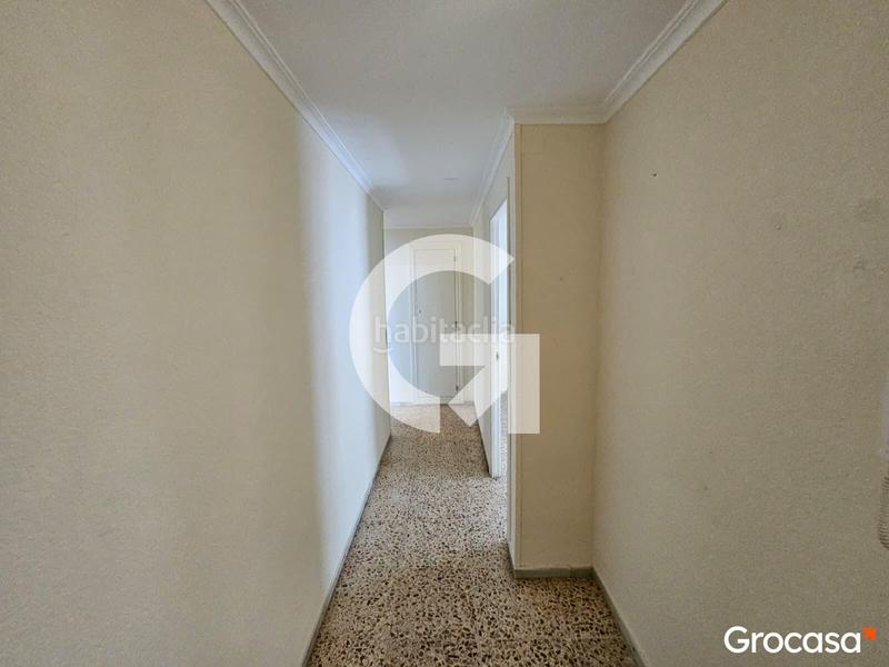 Foto 8ec698dd-8784-4289-8f86-22029ce92960. Appartement dans Avenida de Abril-9 de Octubre Sagunt